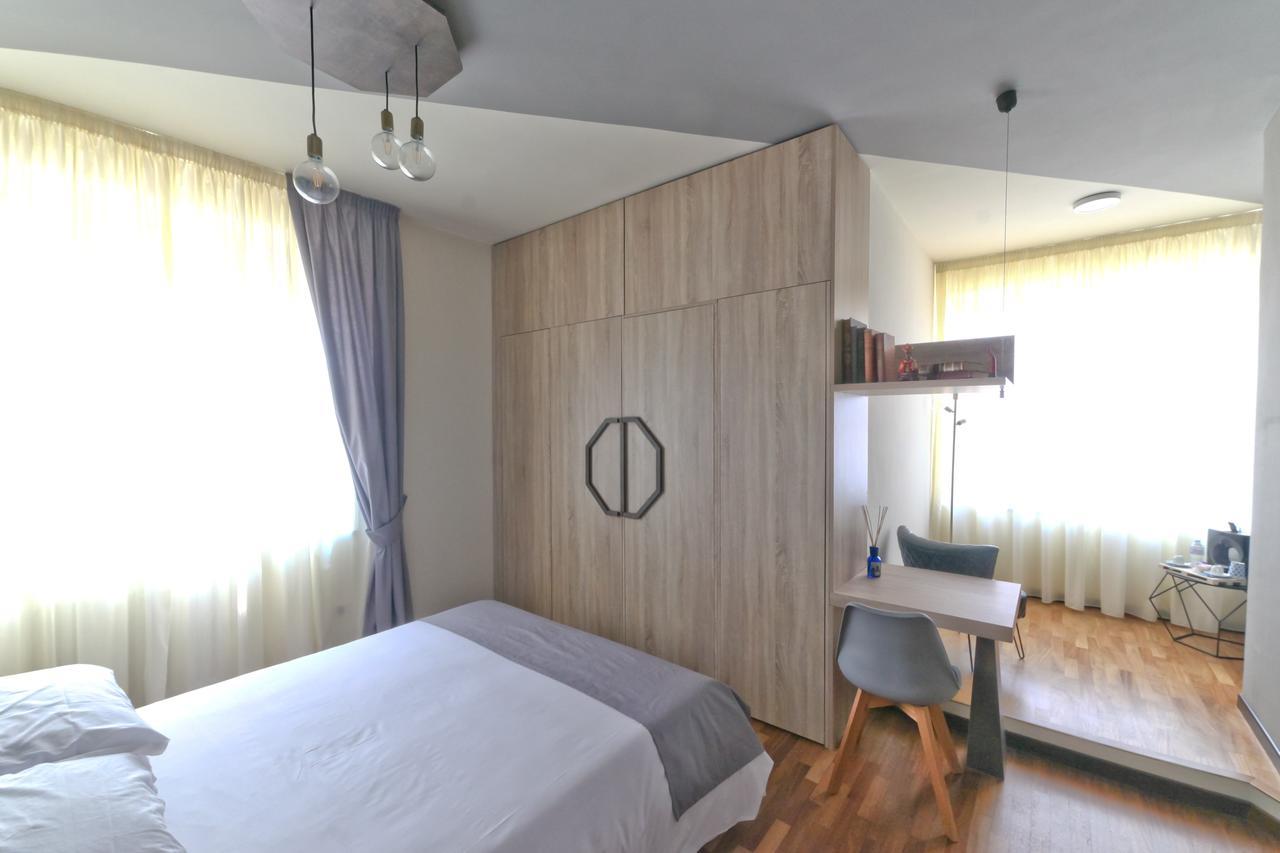 De Gasperi 55 Sea View Naples